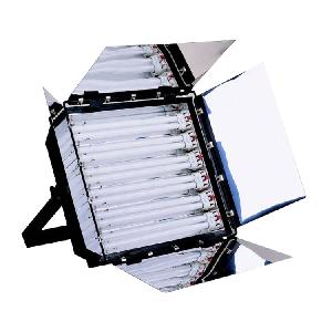 YX-2804B       /     六管三基色灯