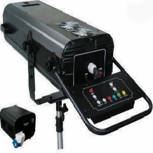 YX-6812B    /     1200W追光灯(分体)